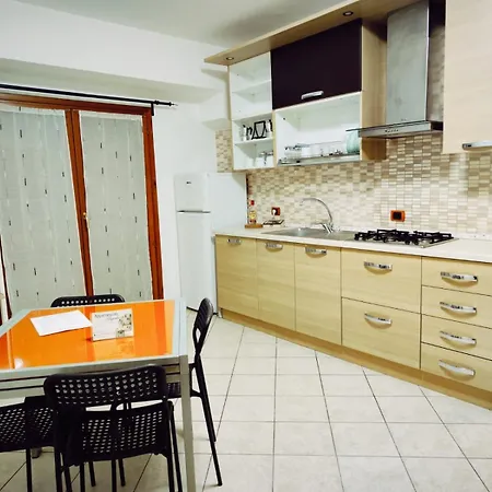 Apartment Magnolia 2 Pomezia